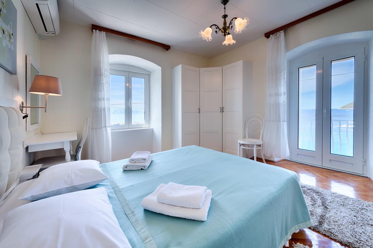 Mira Sea Front Guesthouse Komiža Εξωτερικό φωτογραφία